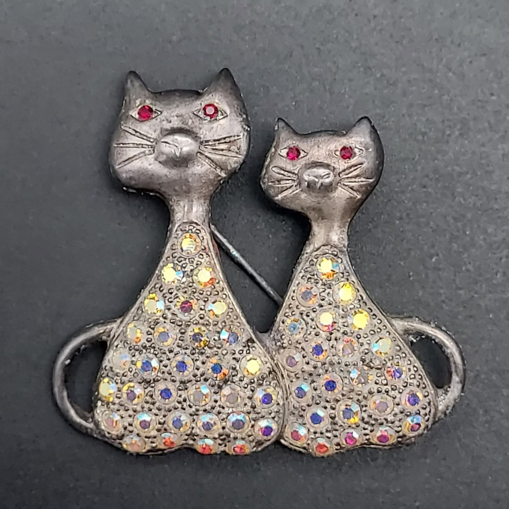 Vintage Cat Brooch Aurora Borealis Rhinestone Red Eye Silver Tone Vintage Costum